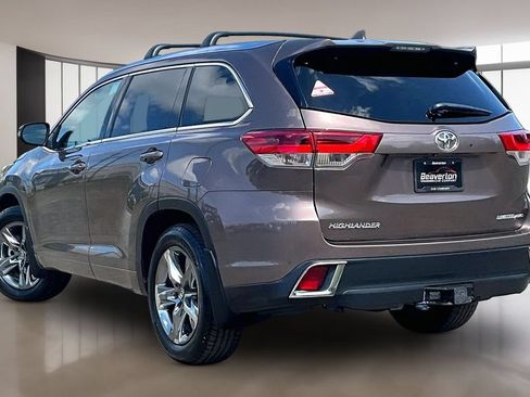Used 2018 Toyota Highlander Limited Platinum AWD/4WD image 13