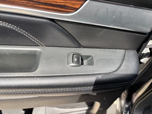 Used 2017 Ford Explorer Limited AWD/4WD image 19