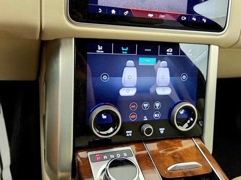 Used 2019 Land Rover Range Rover Supercharged AWD/4WD image 17