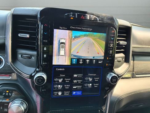 Used 2021 RAM 1500 Limited image 11