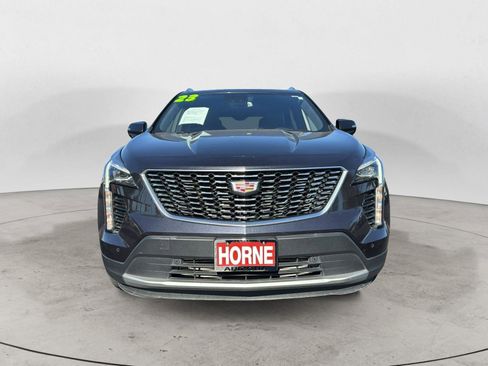 Used 2023 Cadillac XT4 Premium Luxury AWD/4WD image 2