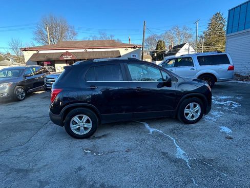 Used 2015 Chevrolet Trax LT image 12