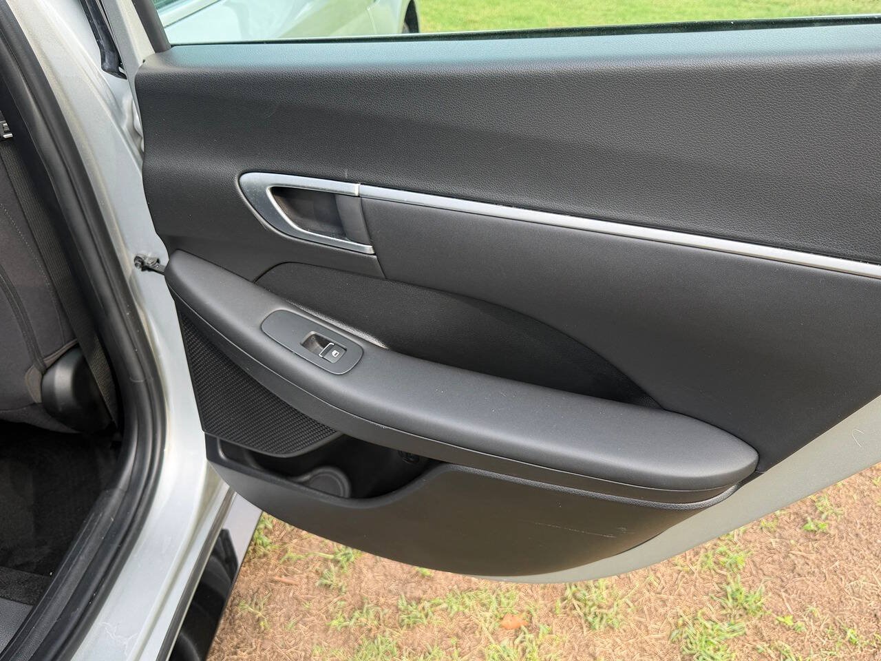Used 2025 Hyundai Sonata SEL FWD image 16
