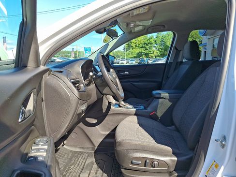 Used 2022 Chevrolet Equinox LT image 14