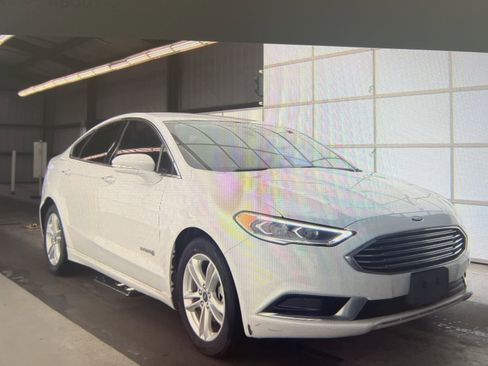 Used 2018 Ford Fusion SE w/ Equipment Group 602A image 11