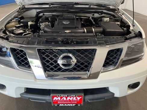 Used 2019 Nissan Frontier SV AWD/4WD image 9