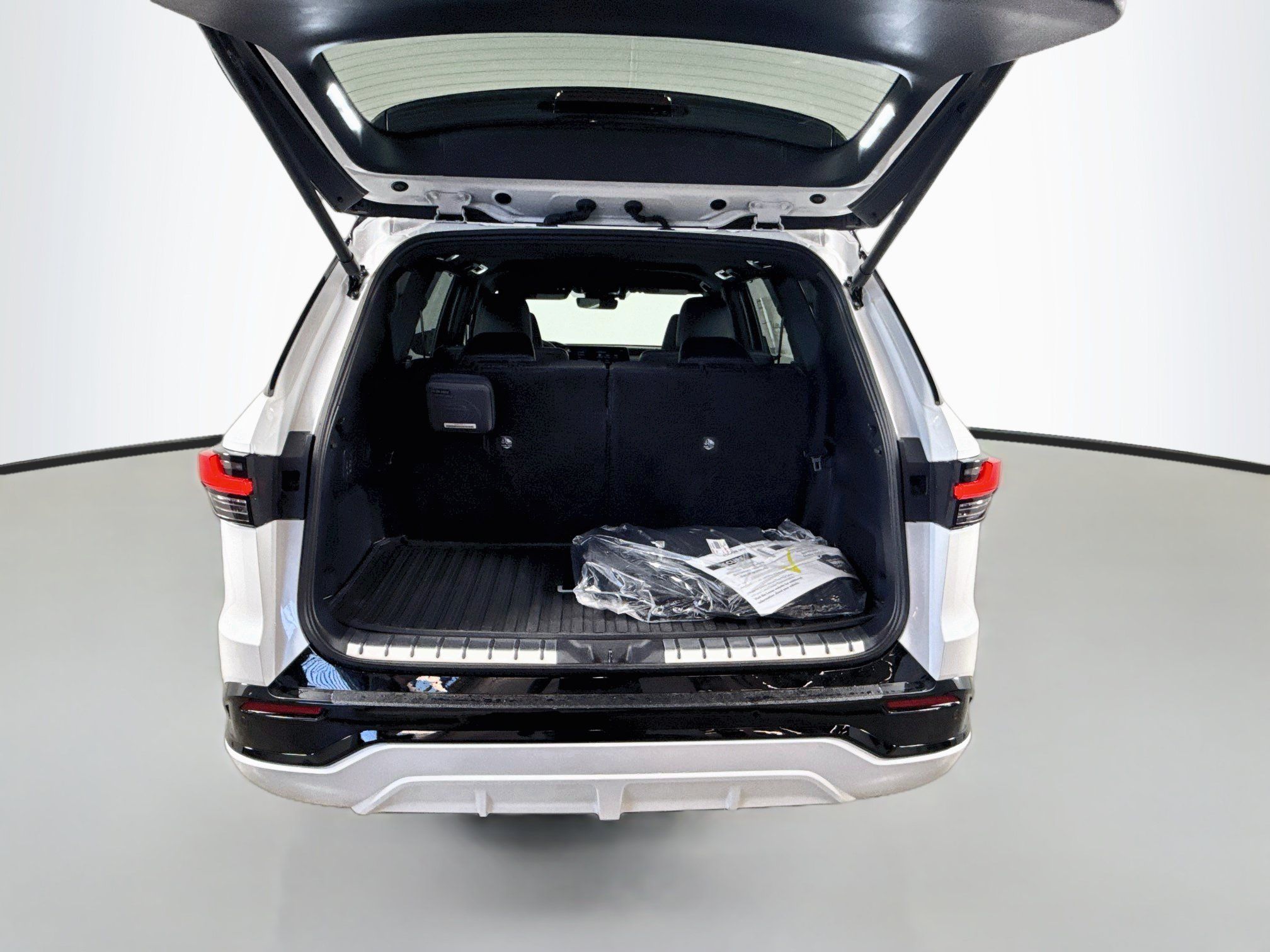 New 2026 Lexus TX 500h AWD w/ Technology Package image 23