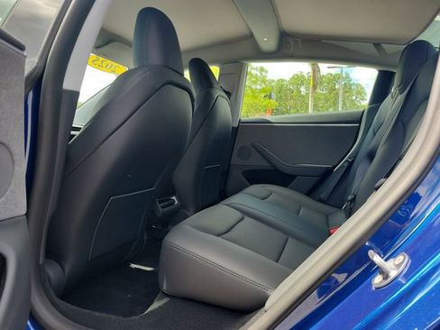 Used 2025 Tesla Model 3 Long Range RWD image 10