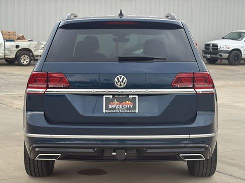 Used 2020 Volkswagen Atlas SE w/ Towing Package image 4