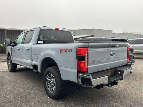 New 2026 Ford F250 Lariat w/ FX4 Off-Road Package image 12
