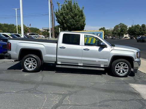 Used 2017 GMC Sierra 1500 SLT w/ SLT Premium Package AWD/4WD image 2