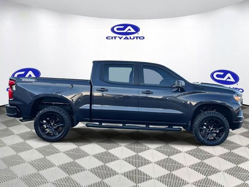 Used 2024 Chevrolet Silverado 1500 Custom Trail Boss w/ Turbomax Blackout Package image 2