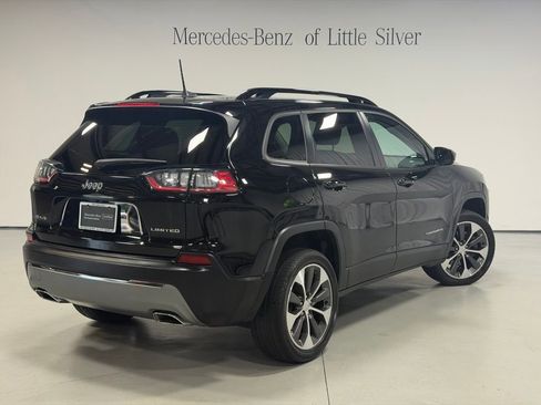Used 2022 Jeep Cherokee Limited w/ Elite Package AWD/4WD image 6