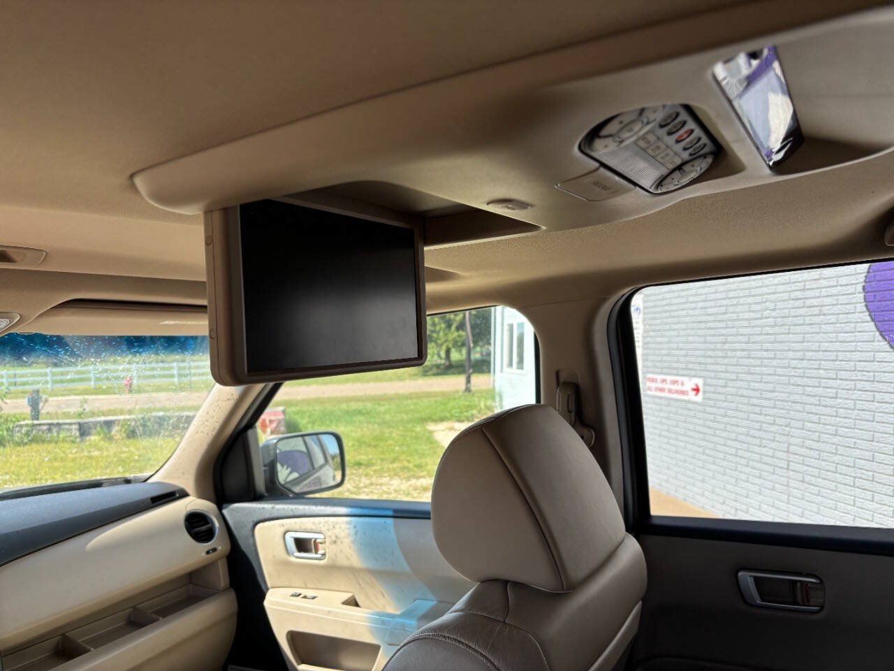 Used 2010 Honda Pilot EX-L image 6