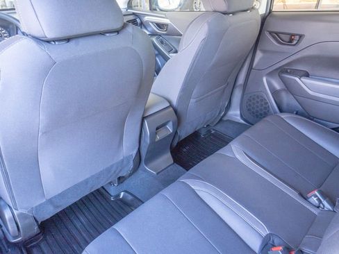 Certified 2025 Subaru Impreza 2.0i image 18