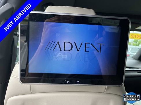 Used 2022 Cadillac Escalade Sport AWD/4WD image 18