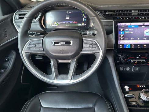 Used 2024 Jeep Grand Cherokee Limited 4xe image 14