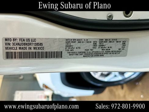 Used 2024 Jeep Compass Latitude AWD/4WD image 32
