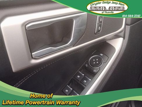 Used 2022 Ford Explorer XLT w/ Equipment Group 202A image 12