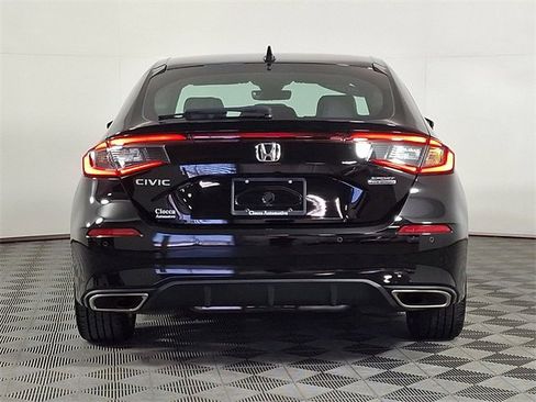 Used 2024 Honda Civic Sport Touring image 8