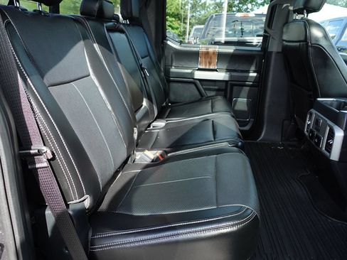 Used 2018 Ford F150 Lariat w/ Equipment Group 502A Luxury AWD/4WD image 33