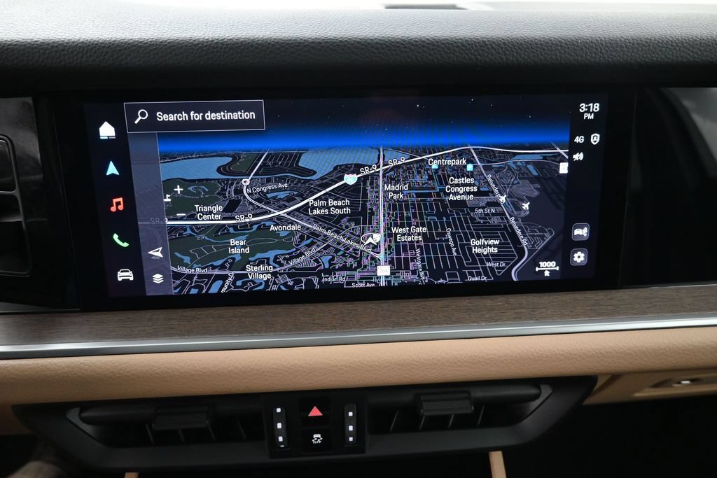 Certified 2024 Porsche Cayenne AWD/4WD image 22