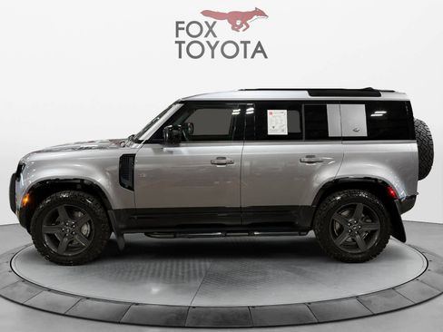 Used 2022 Land Rover Defender 110 X-Dynamic SE AWD/4WD image 3