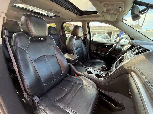 Used 2014 GMC Acadia SLT FWD image 13
