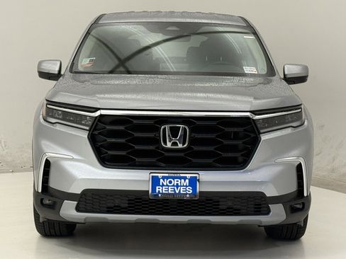 New 2025 Honda Pilot EX-L image 2