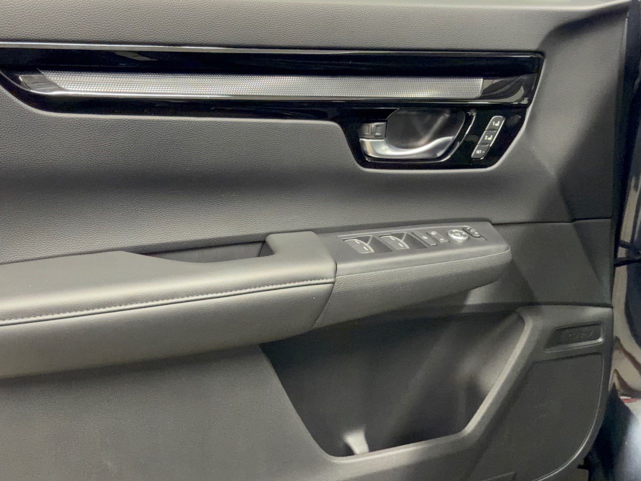 Used 2024 Honda CR-V EX-L image 14