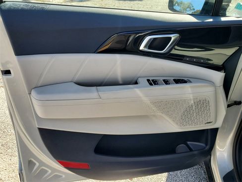 New 2026 Kia Carnival SX Prestige image 8