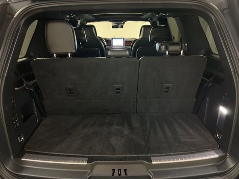 Used 2020 Lincoln Navigator Reserve w/ Equipment Group 208A Reserve image 38