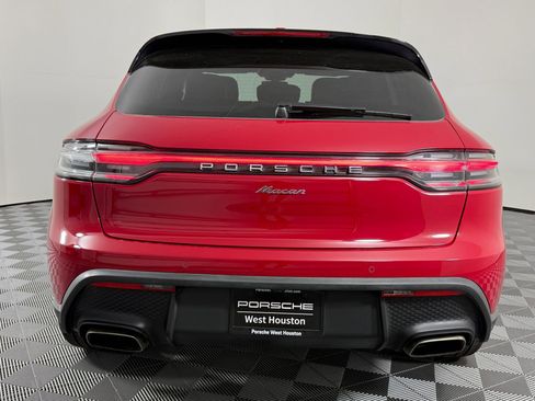 Certified 2023 Porsche Macan AWD/4WD image 10