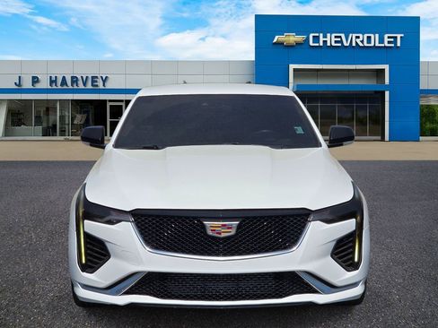 Used 2021 Cadillac CT4 Sport image 2