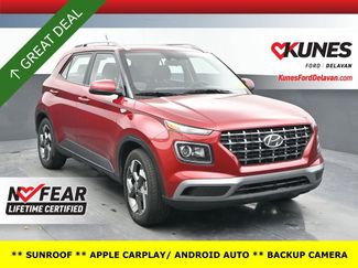 Used 2025 Hyundai Venue SEL FWD video 1