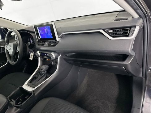 Used 2023 Toyota RAV4 LE image 29