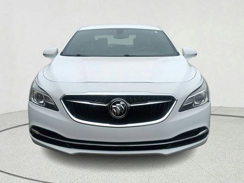 Used 2018 Buick LaCrosse Essence FWD image 2