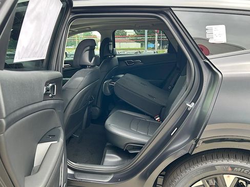 New 2026 Kia Sportage SX image 22