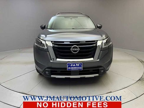 Used 2022 Nissan Pathfinder SL w/ SL Premium Package image 8