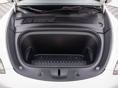 Used 2021 Tesla Model Y Long Range image 29