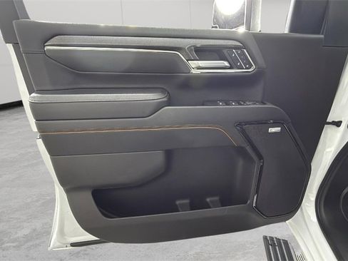 Used 2024 GMC Sierra 2500 AT4 w/ AT4 Premium Plus Package image 39