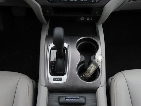 Used 2019 Honda Pilot EX-L image 23