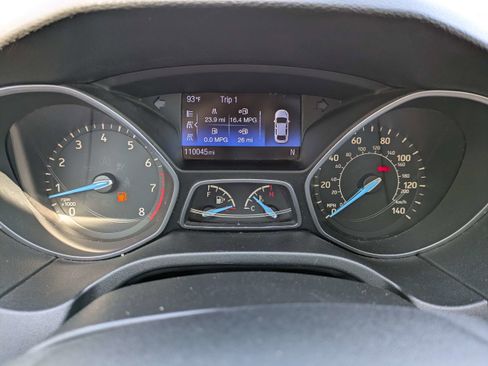 Used 2017 Ford Focus SE image 28