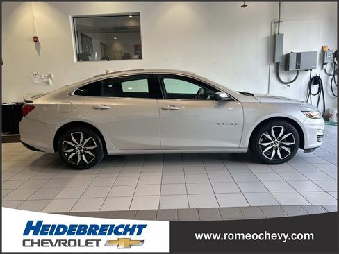 Used 2020 Chevrolet Malibu RS w/ LPO, Convenience Package 1 FWD image 2