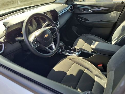 Used 2026 Chevrolet TrailBlazer LT w/ Convenience Package image 10