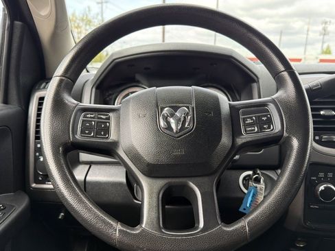 Used 2017 RAM 3500 Tradesman w/ Chrome Appearance Group AWD/4WD image 22