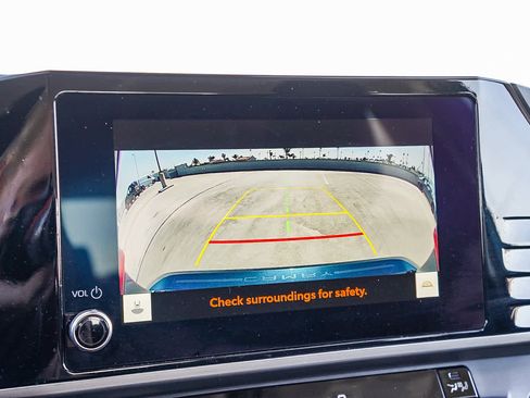 Certified 2025 Toyota Camry LE w/ Convenience Package image 28