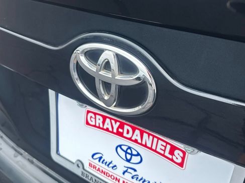 Used 2014 Toyota Camry SE FWD image 31