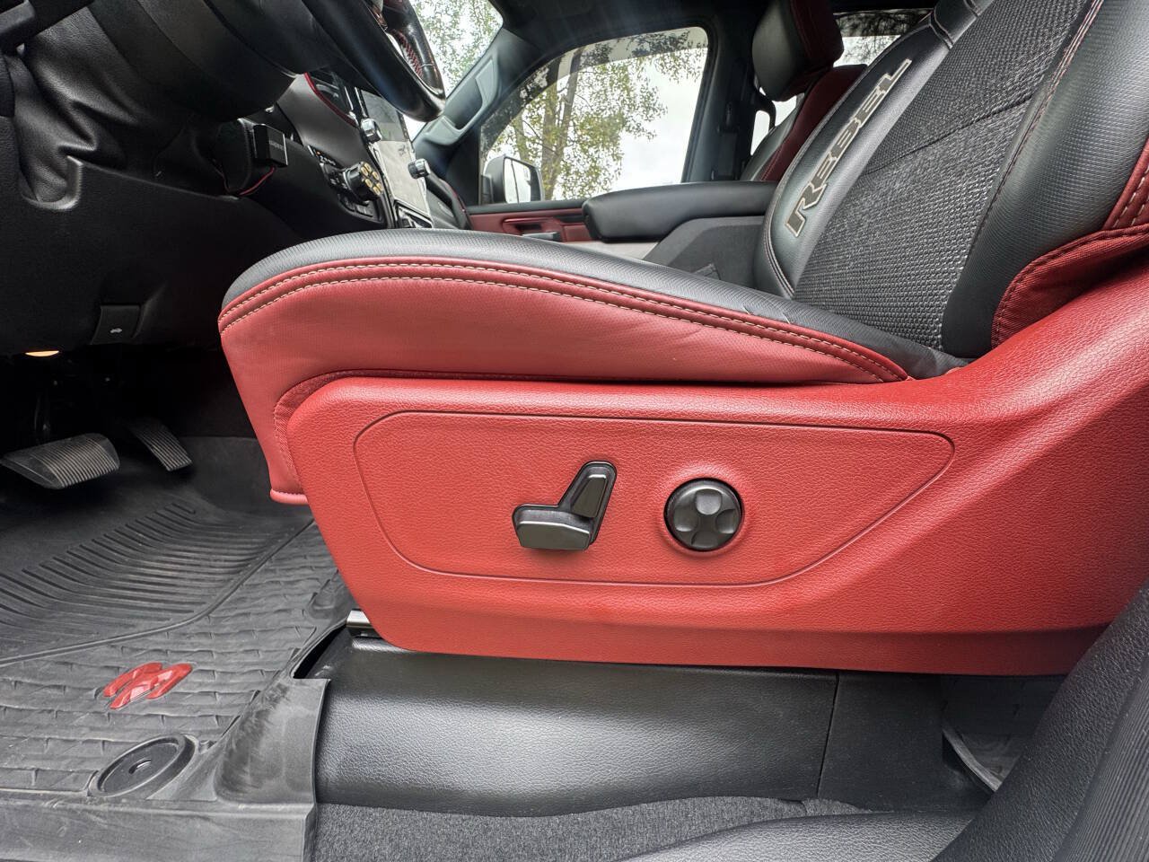 Used 2019 RAM 1500 Rebel w/ Rebel Level 1 Equipment Group AWD/4WD image 17