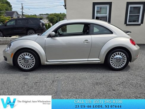 Used 2016 Volkswagen Beetle 1.8T SE FWD image 8